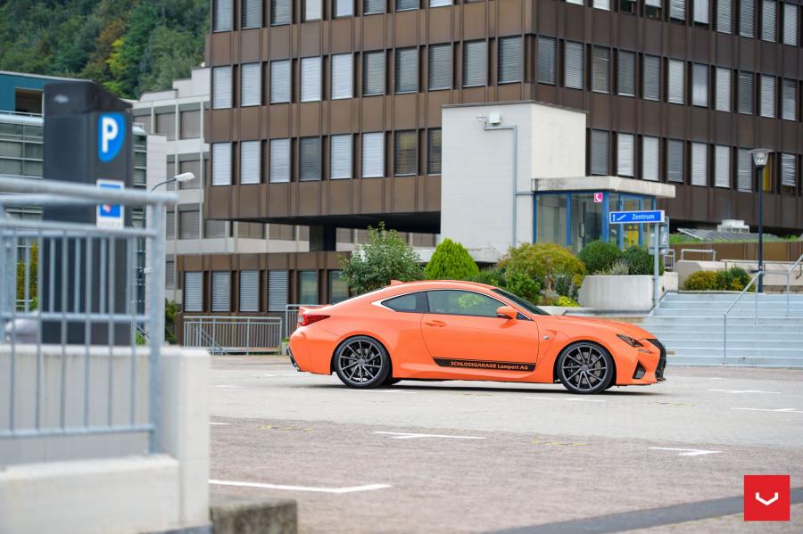  Lexus RC F on Vossen Wheels (CVT) 2016 года  (фото 18 из 29)